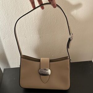 Coach Beige Leather Shoulder Bag